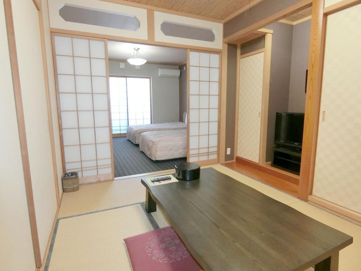 Yurakuan Miyazaki Hotel Екстериор снимка