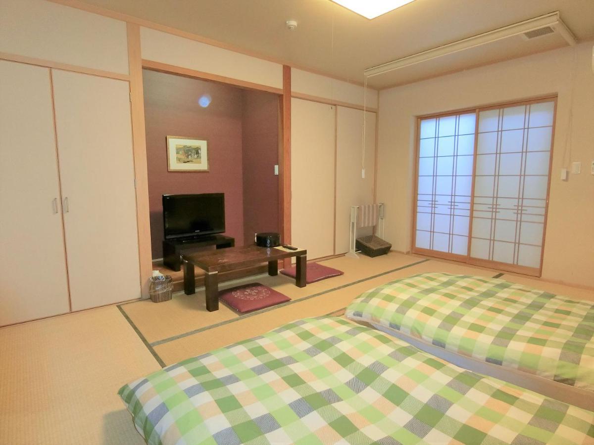 Yurakuan Miyazaki Hotel Екстериор снимка