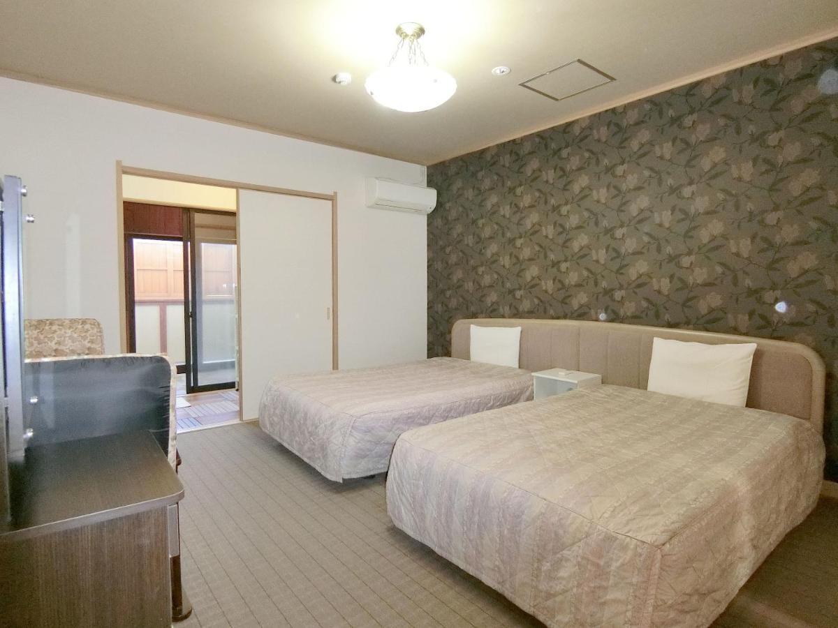 Yurakuan Miyazaki Hotel Екстериор снимка