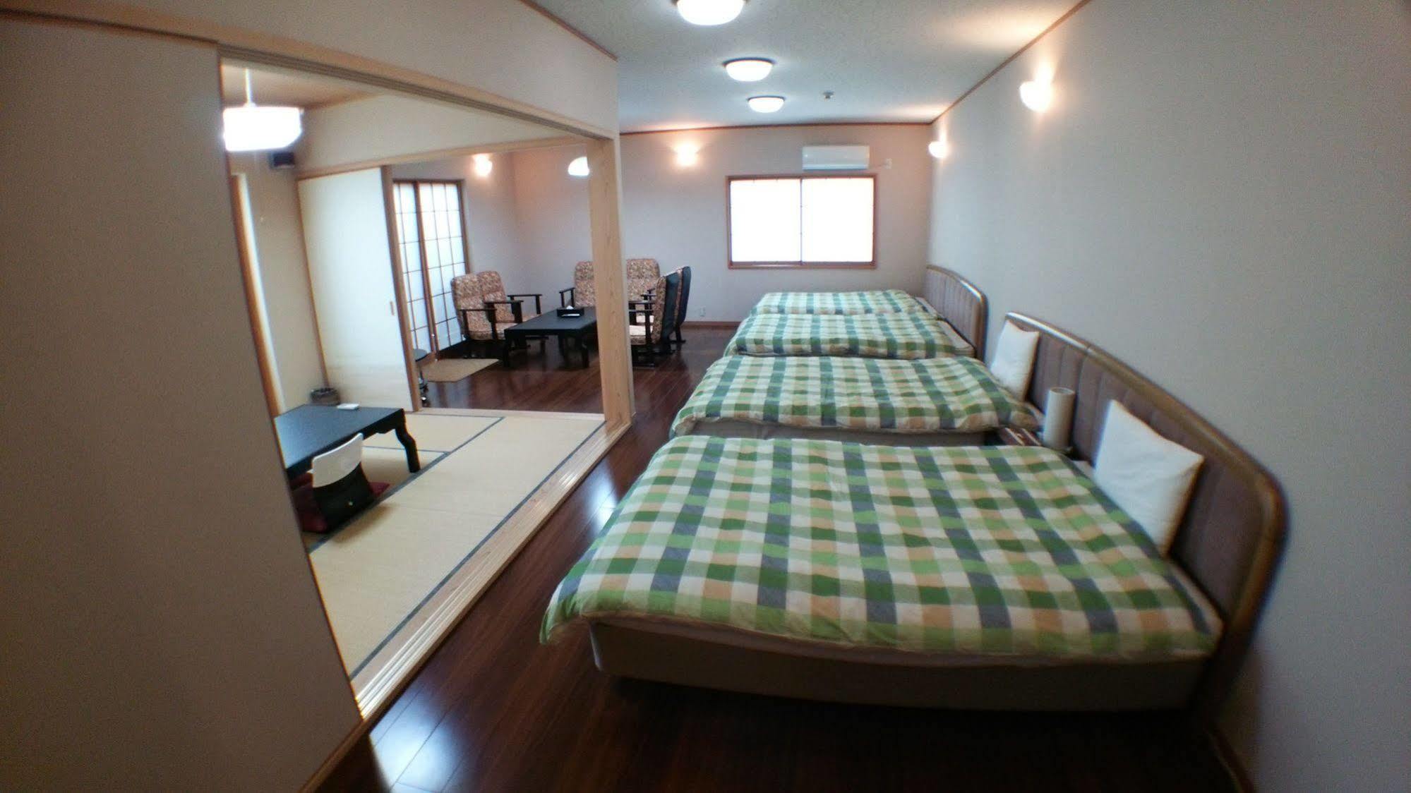 Yurakuan Miyazaki Hotel Екстериор снимка