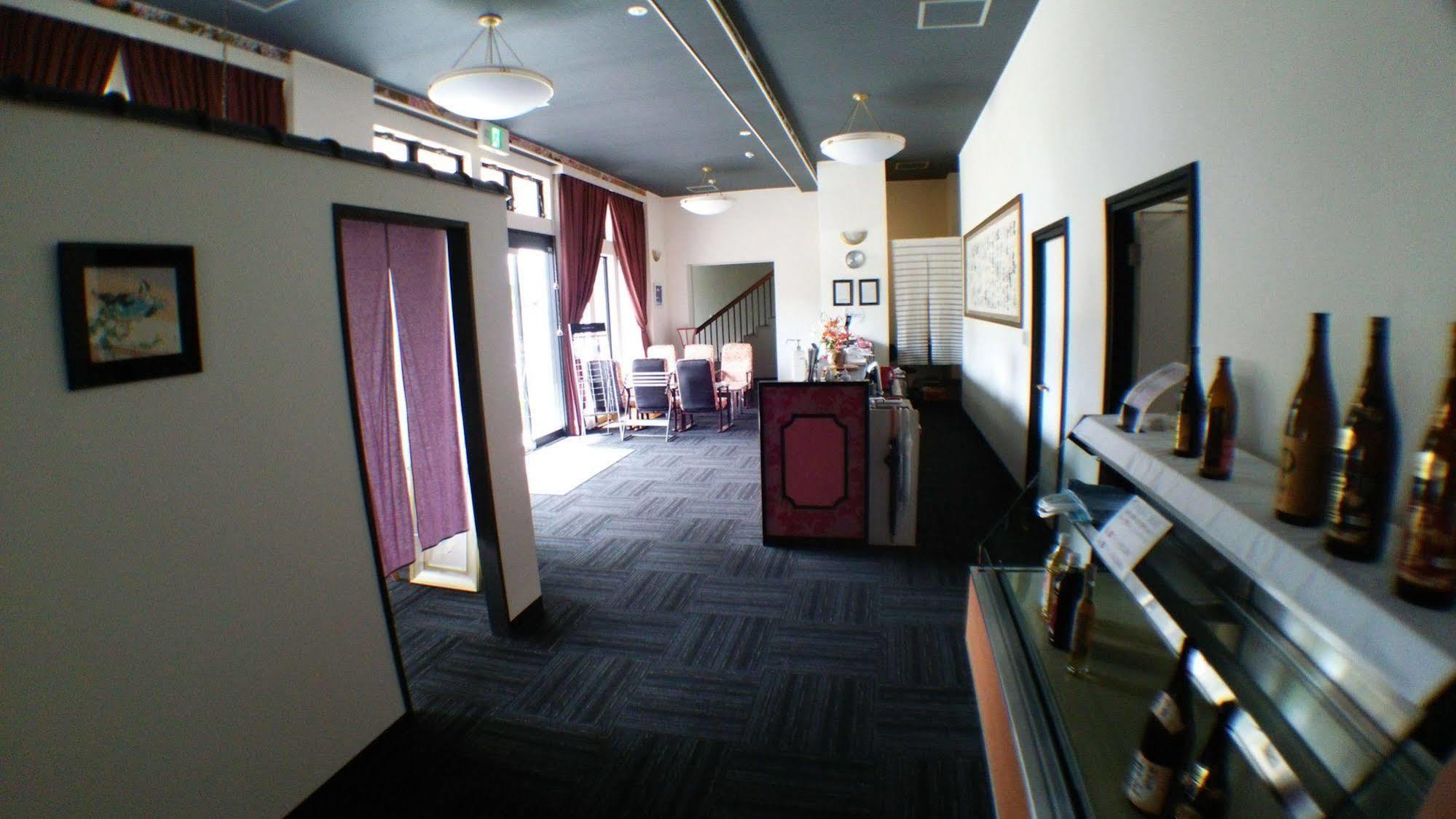 Yurakuan Miyazaki Hotel Екстериор снимка