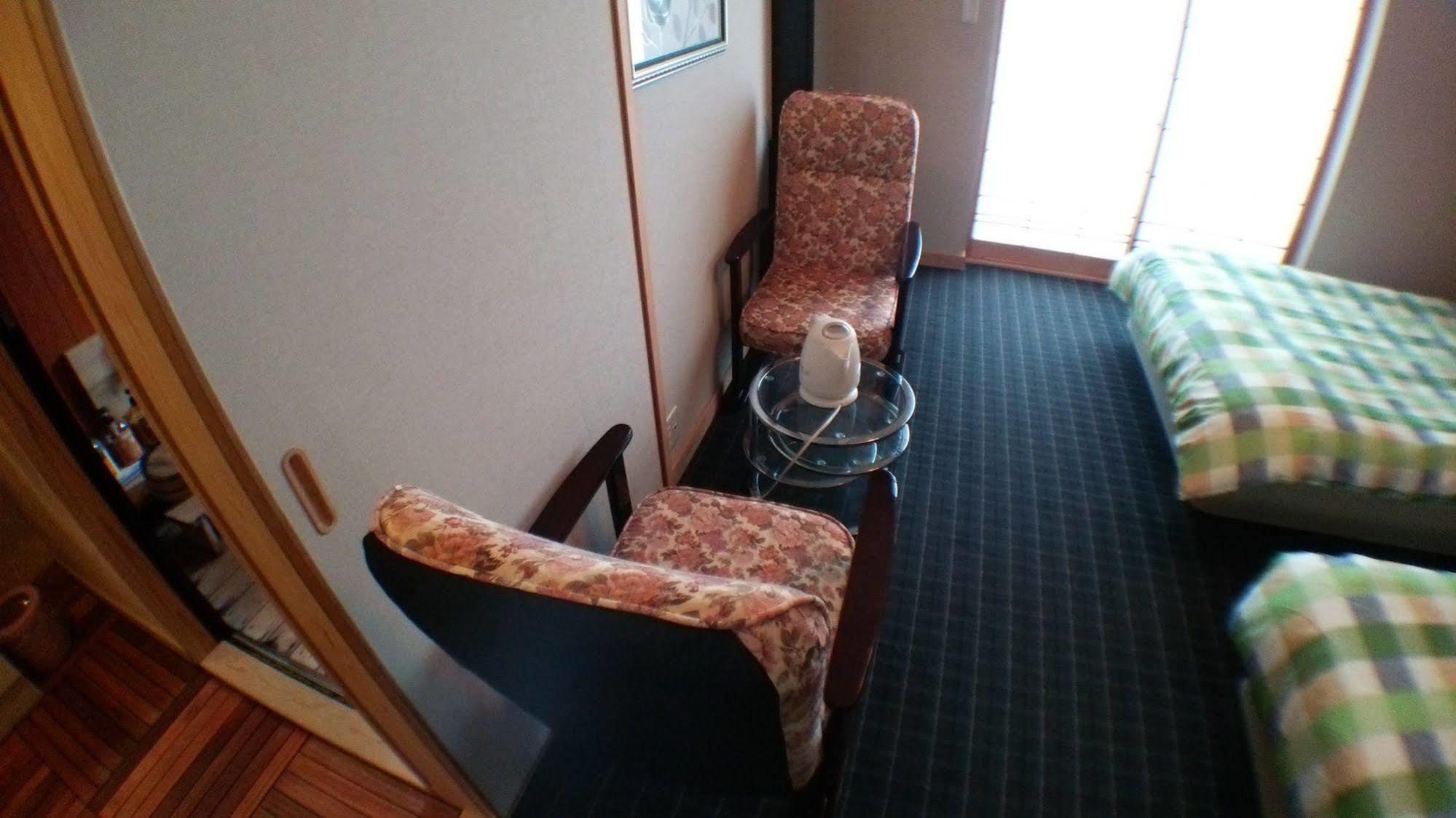 Yurakuan Miyazaki Hotel Екстериор снимка